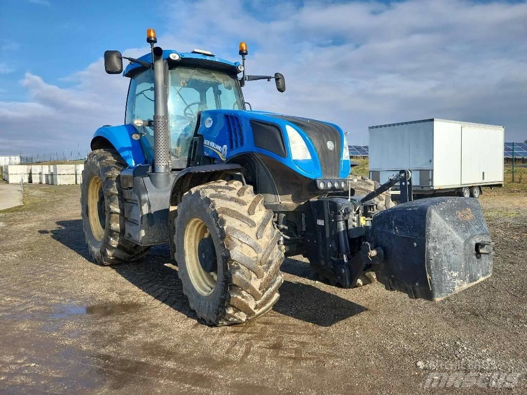 New Holland T 8.360 Traktoriai