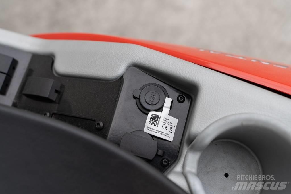 Manitou MLA 3-25HC Mini krautuvai