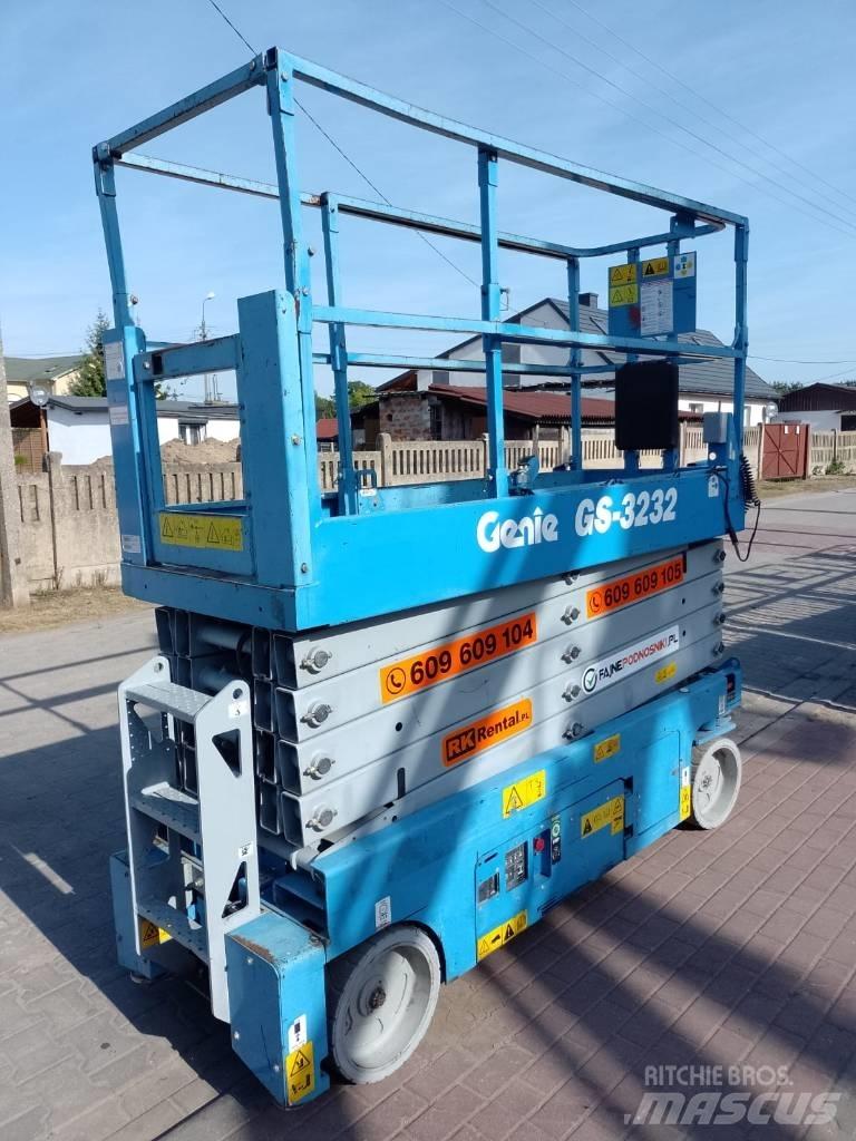 Genie GS-3232 Žirkliniai keltuvai