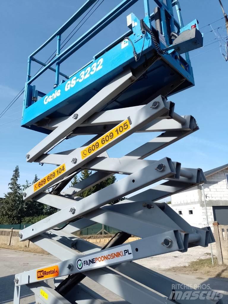Genie GS-3232 Žirkliniai keltuvai