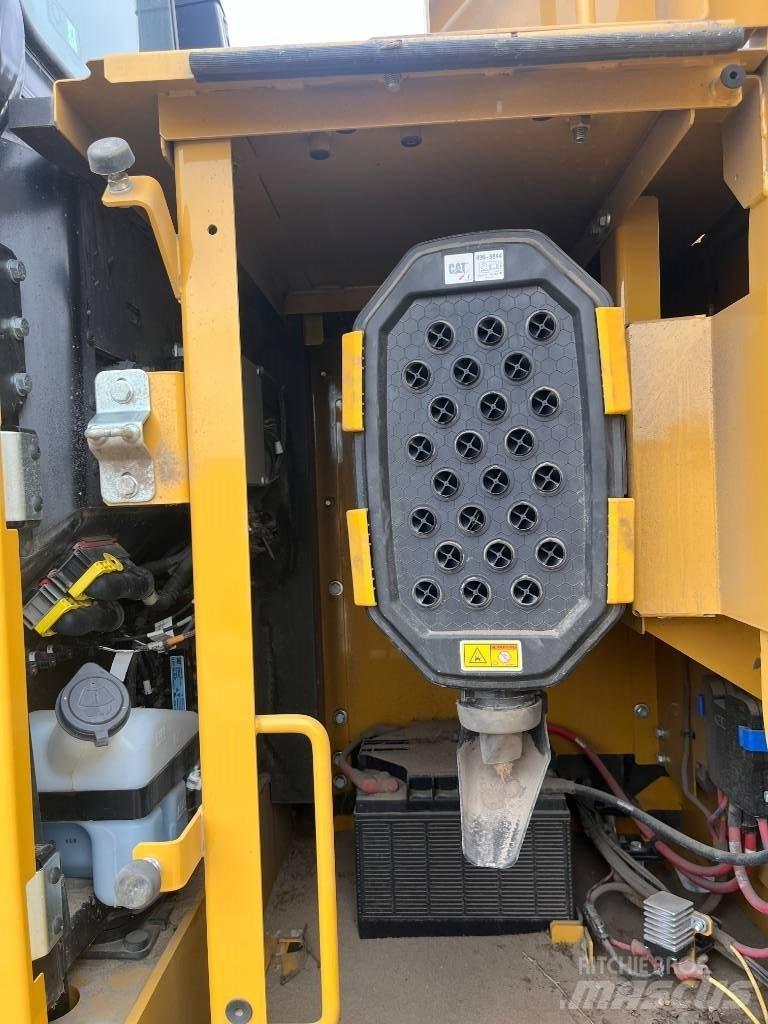 CAT 336 Vikšriniai ekskavatoriai