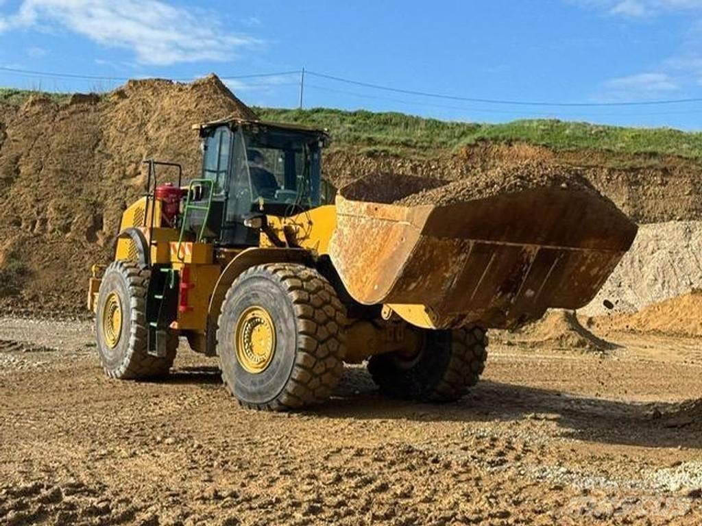 CAT 980M - Naudoti ratiniai krautuvai