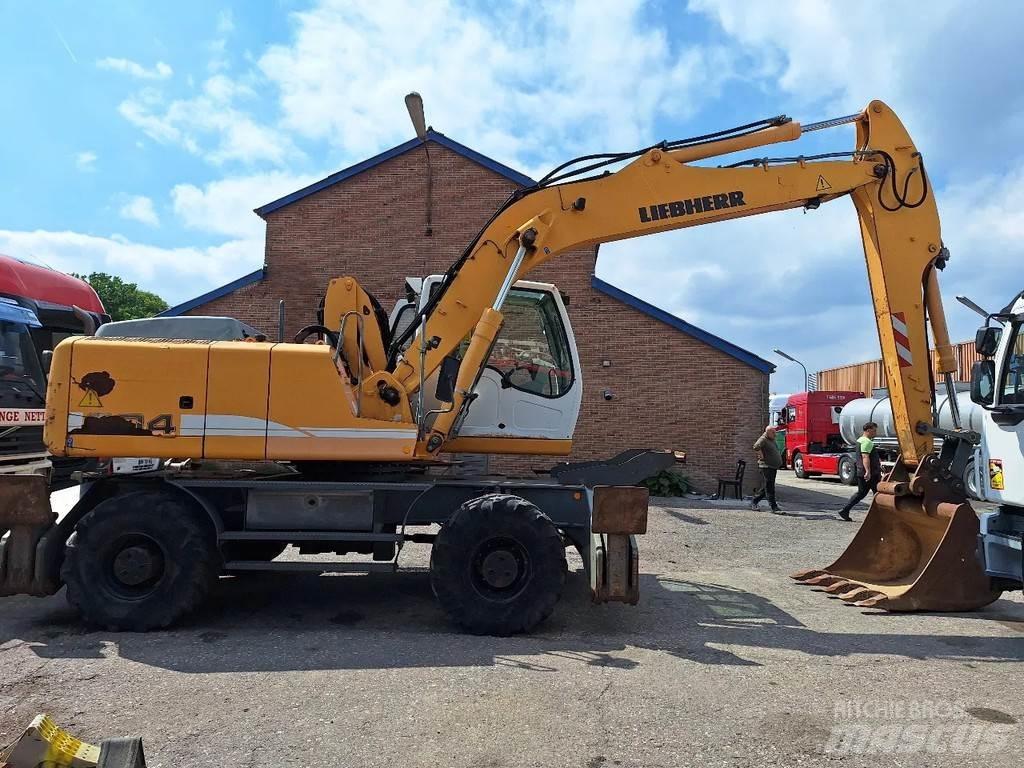 Liebherr A904C Ratiniai ekskavatoriai