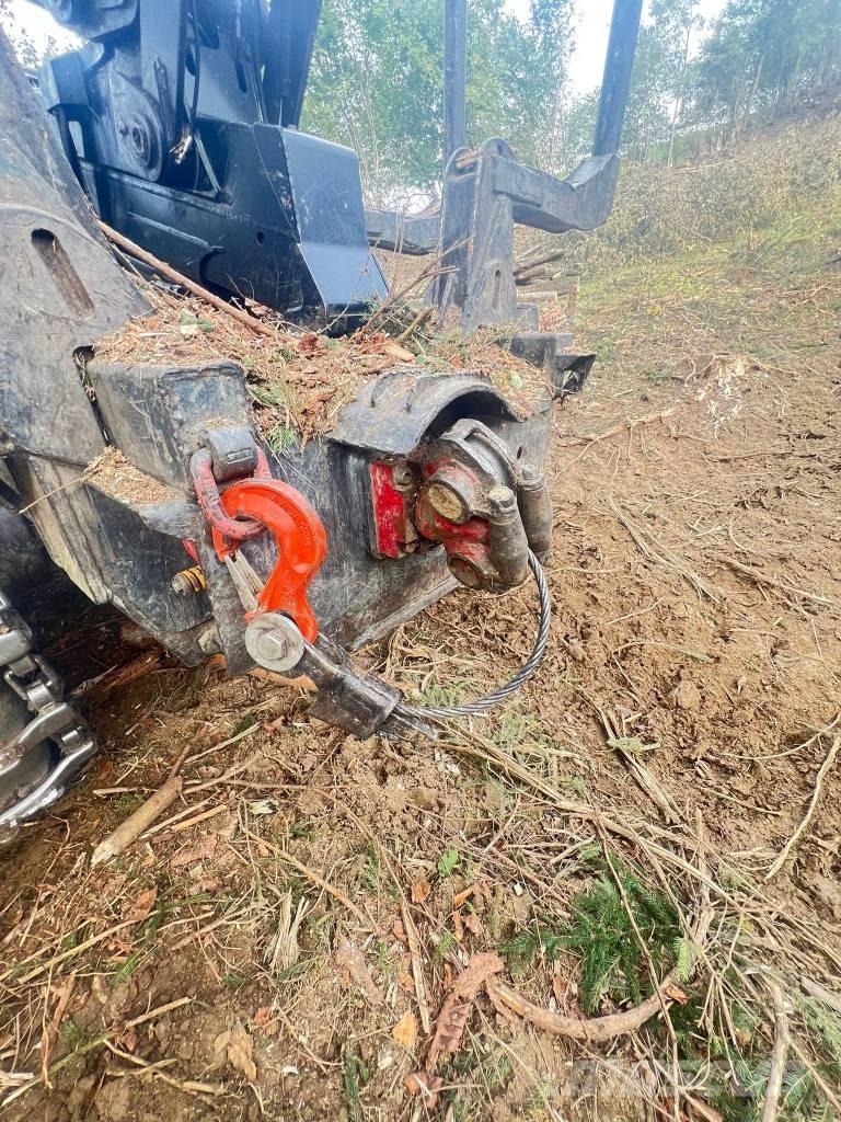 Komatsu 855 Naudoti miškovežiai (Forvarderiai)