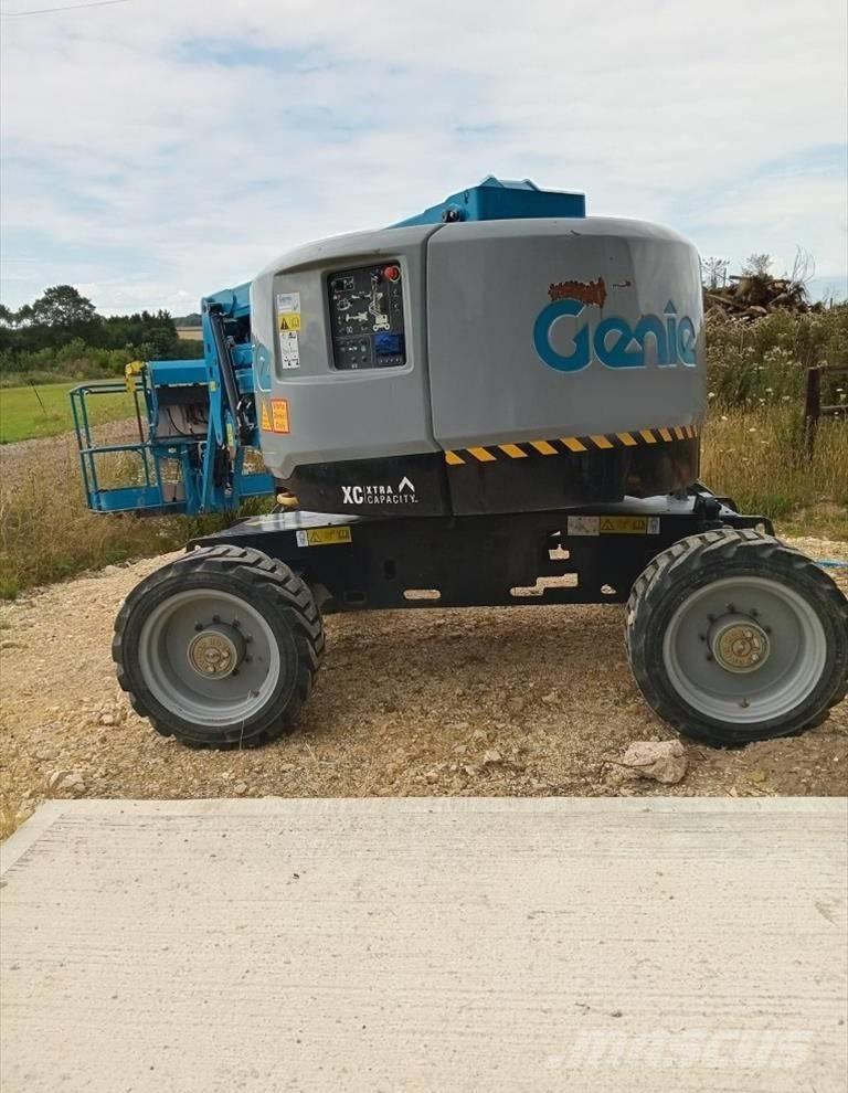 Genie Z 45/25 XC Alkūniniai keltuvai