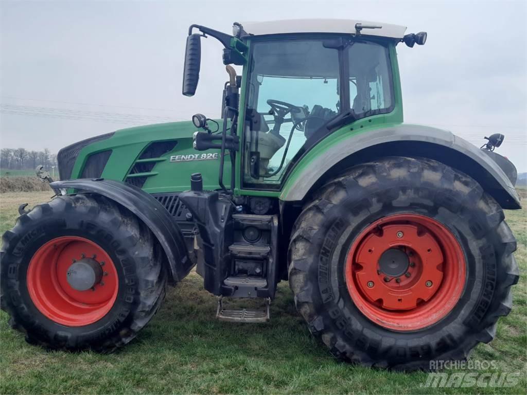 Fendt 826 Vario Traktoriai