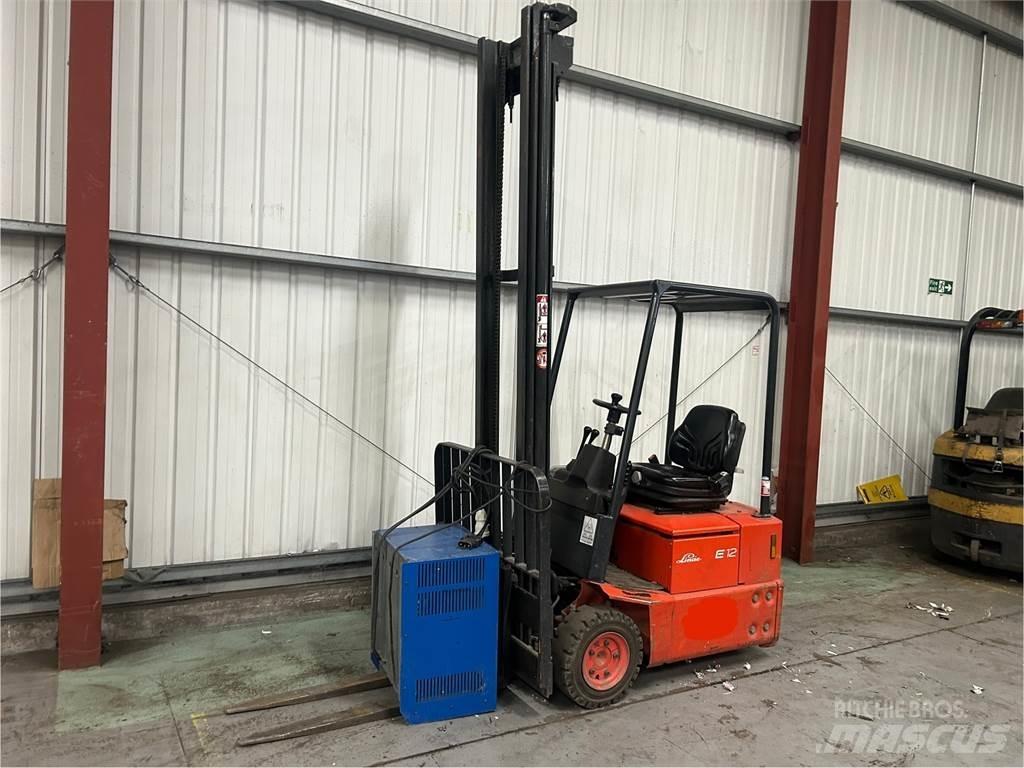 Linde E12Z-02 Elektriniai šakiniai krautuvai