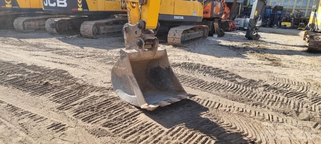 JCB JS 145 LC Plus Vikšriniai ekskavatoriai