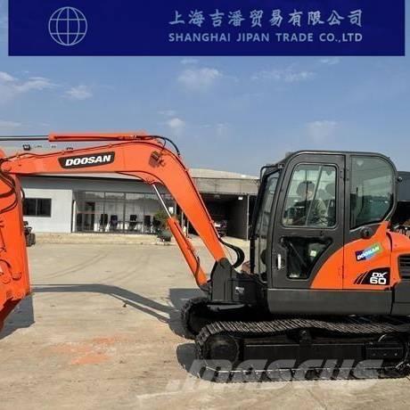 Doosan DX 60 Vikšriniai ekskavatoriai