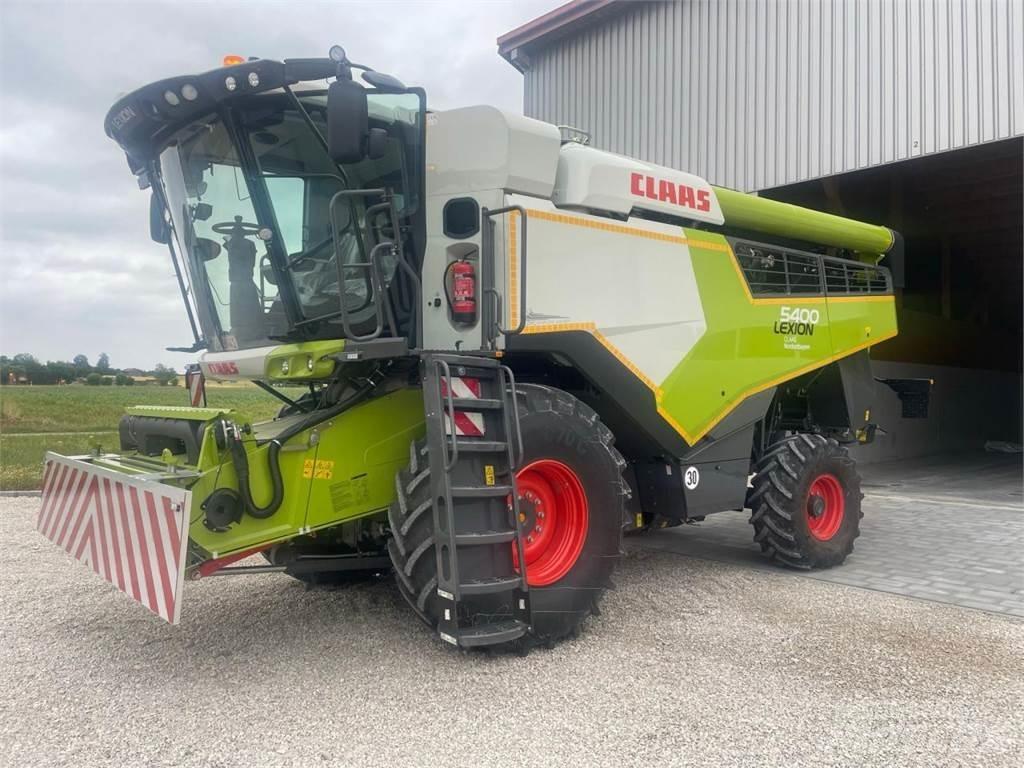 CLAAS Lexion 5400 Derliaus nuėmimo kombainai