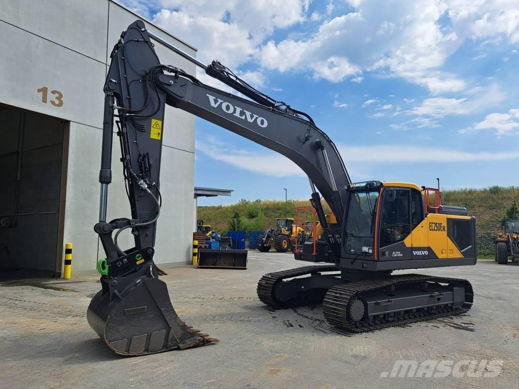 Volvo EC250ENL Vikšriniai ekskavatoriai