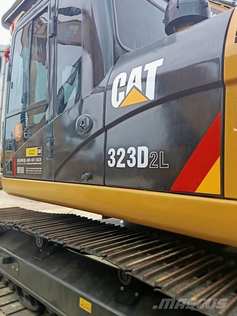 CAT 323 D L Vikšriniai ekskavatoriai