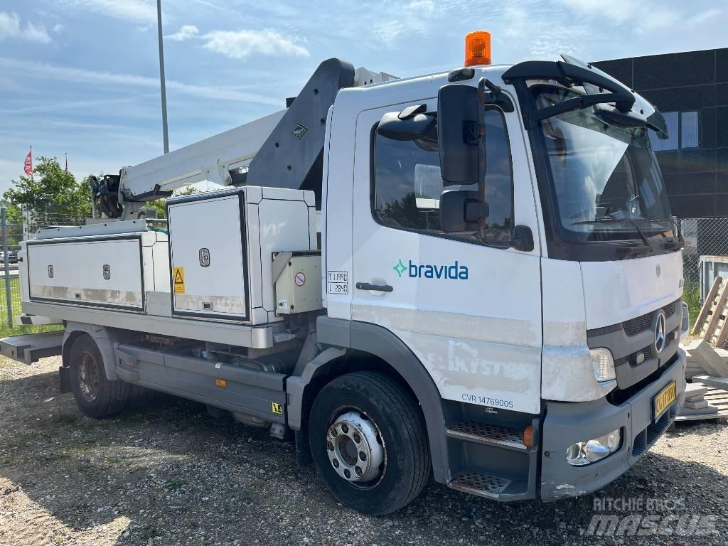 VERSALIFT VT-54-LF Ant vilkikų montuojamos kėlimo platformos