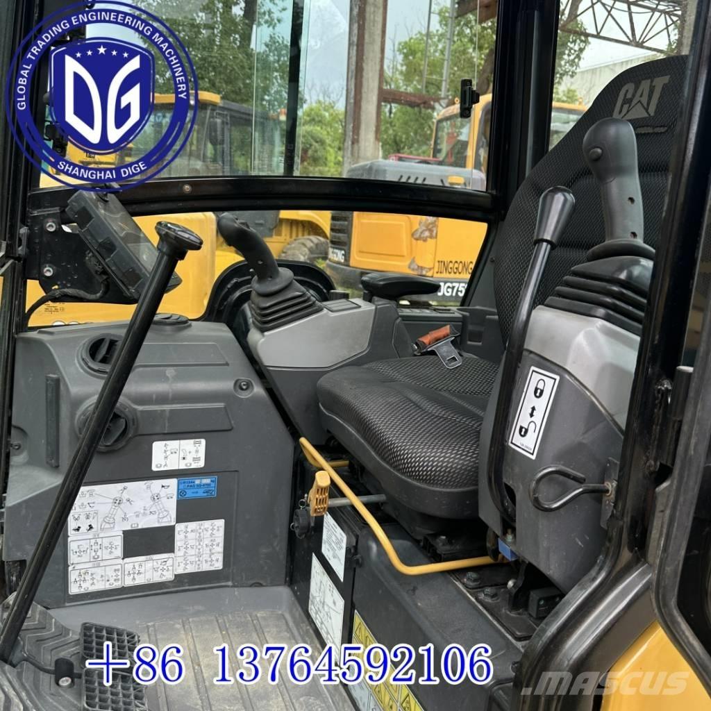CAT 302 CR Mini ekskavatoriai < 7 t