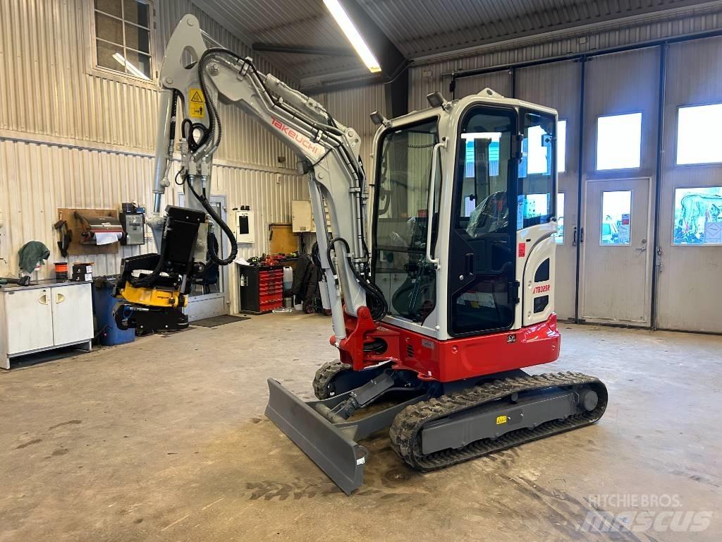 Takeuchi TB325 Mini ekskavatoriai < 7 t
