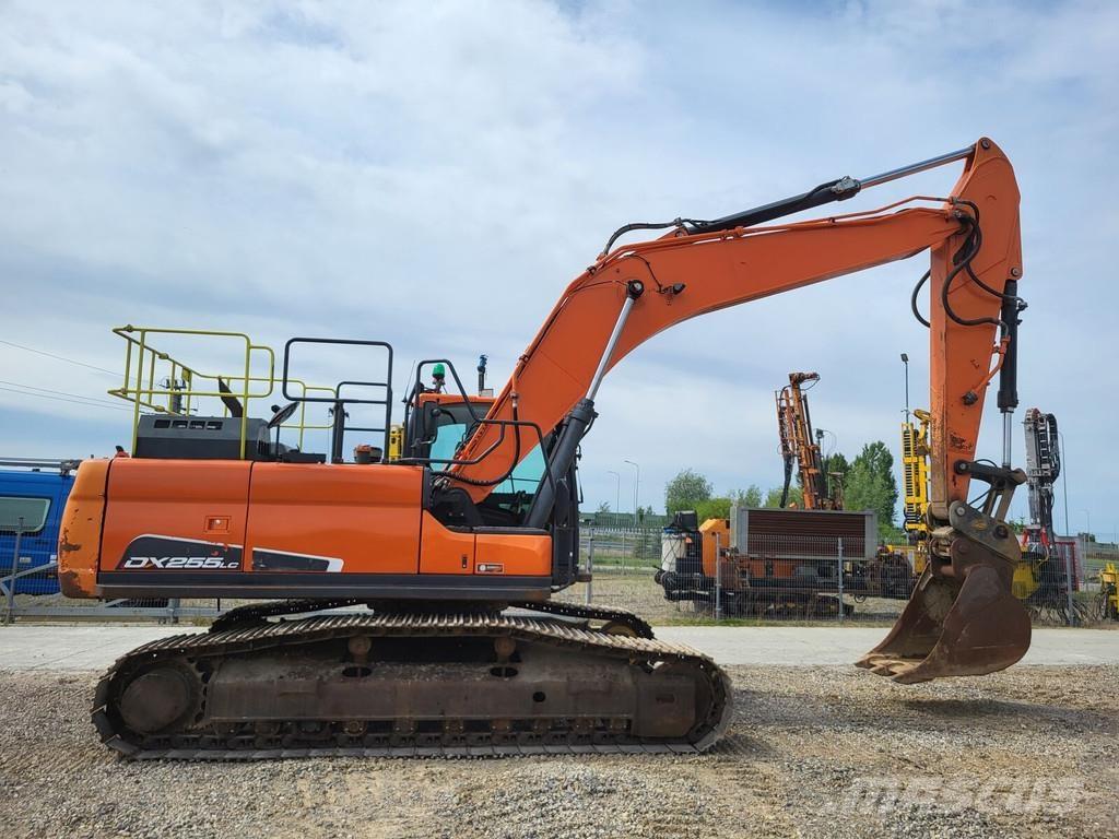 Doosan DX255LC-5 Vikšriniai ekskavatoriai