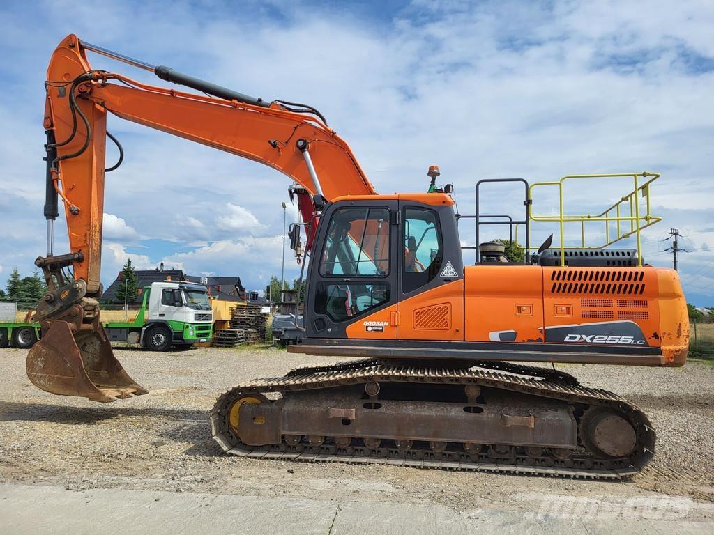 Doosan DX255LC-5 Vikšriniai ekskavatoriai