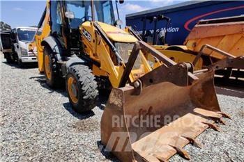 JCB 3CX 4X4 Ekskavatoriniai krautuvai