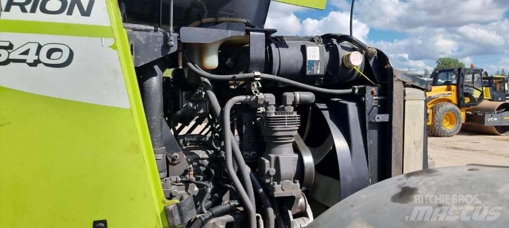 CLAAS Arion 640 Traktoriai