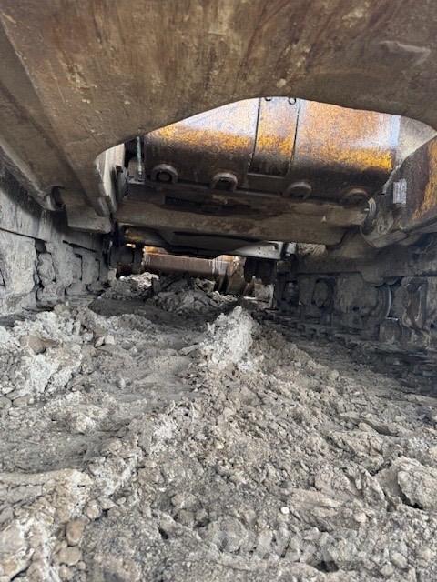 CAT D 10 N Vikšriniai buldozeriai