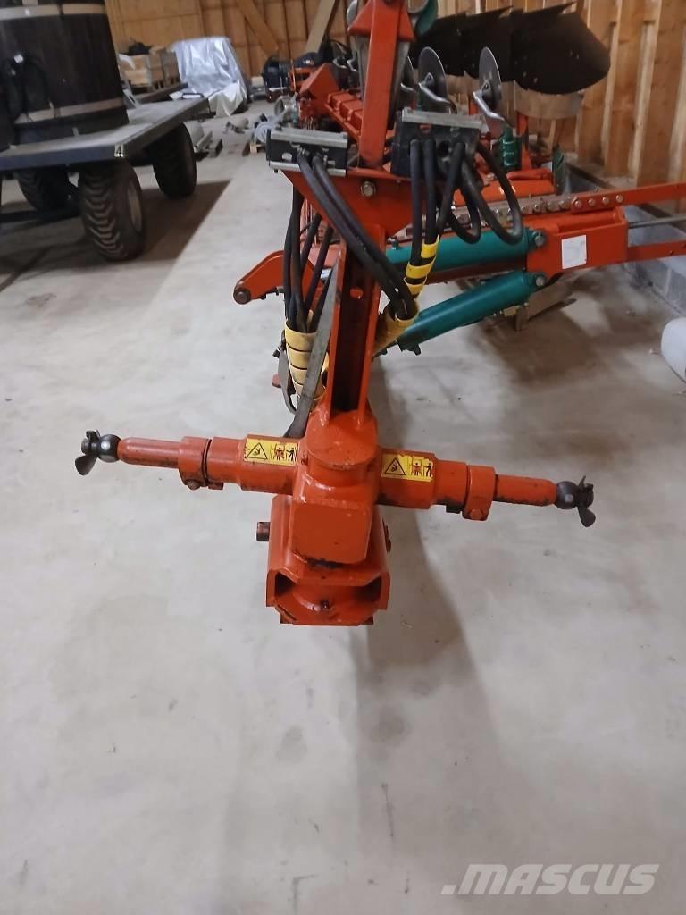 Kverneland PB100-8 Apverčiamieji plūgai