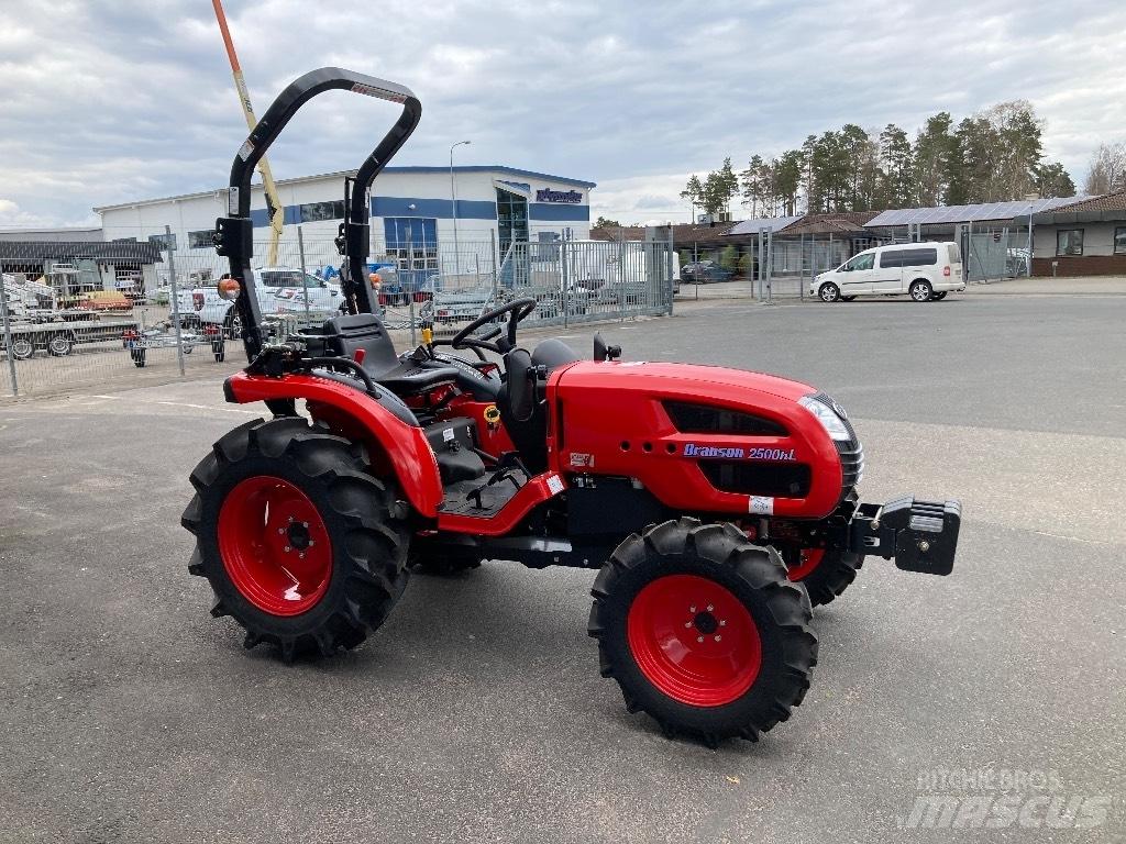 Branson 2500h Traktoriai