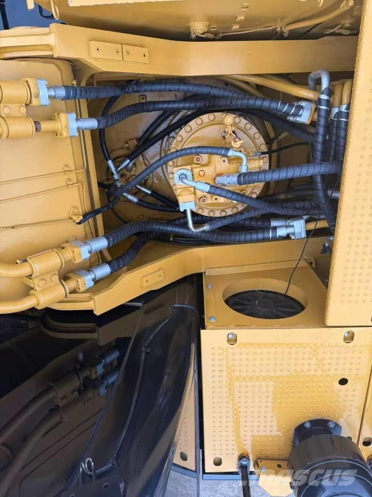 CAT 340 D L Vikšriniai ekskavatoriai