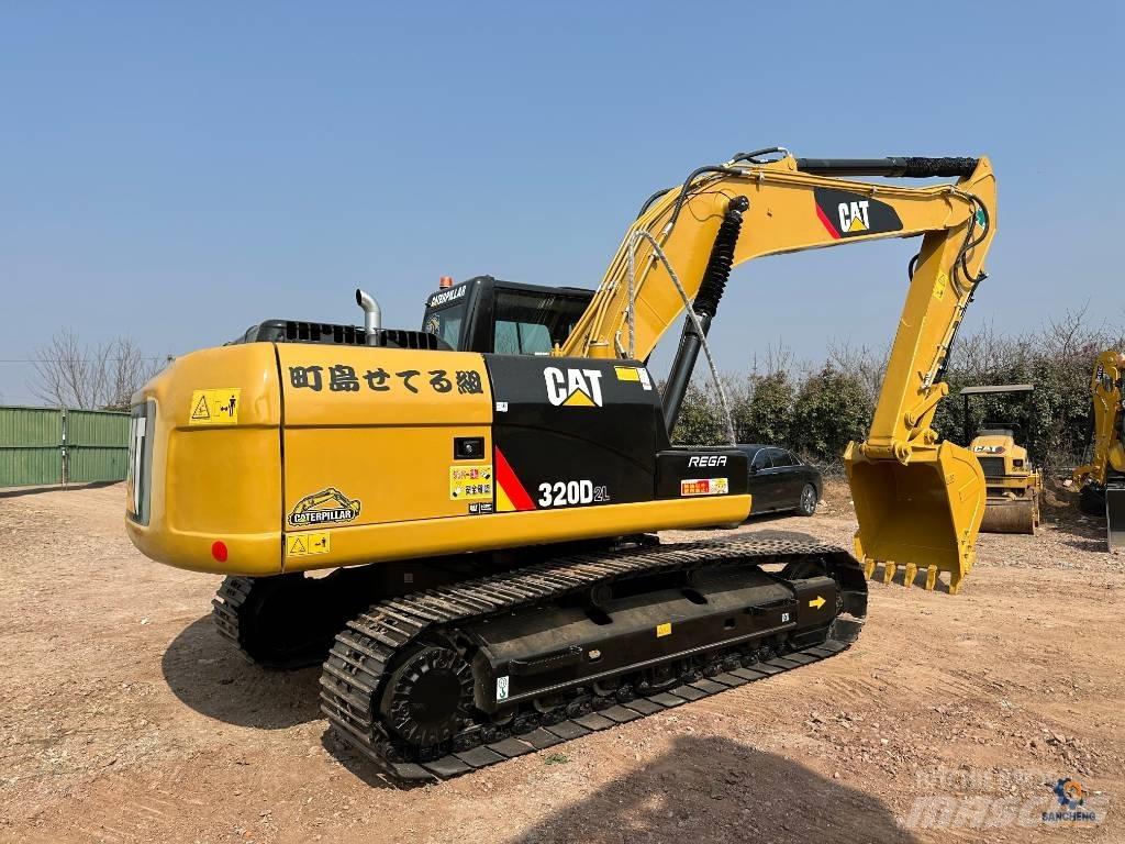 CAT 320D2L Vikšriniai ekskavatoriai
