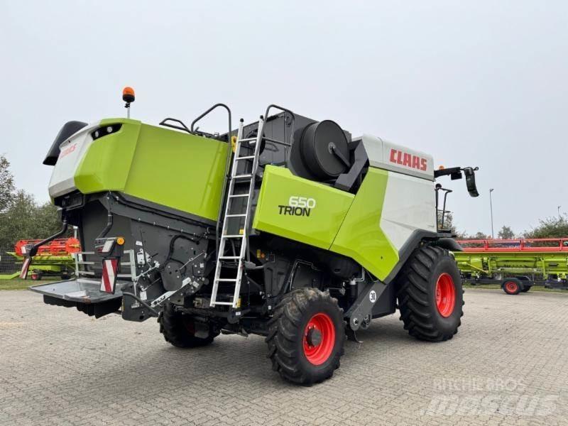 CLAAS TRION 650 Derliaus nuėmimo kombainai