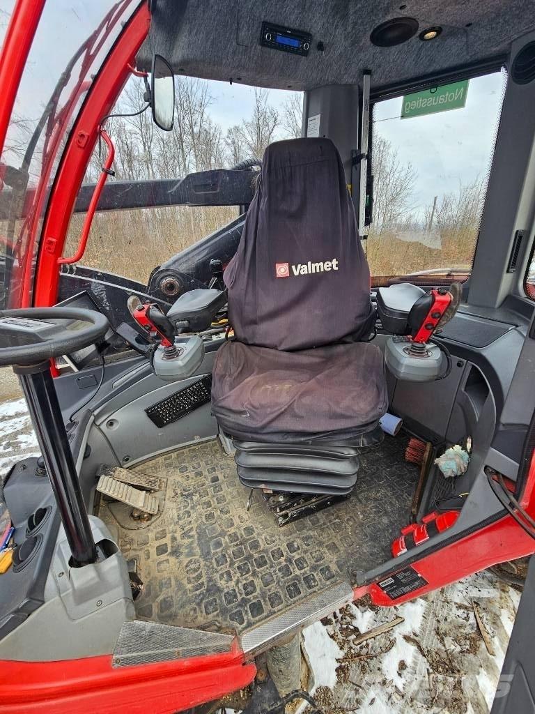 Komatsu 951 Miško technika (Harvesteriai)