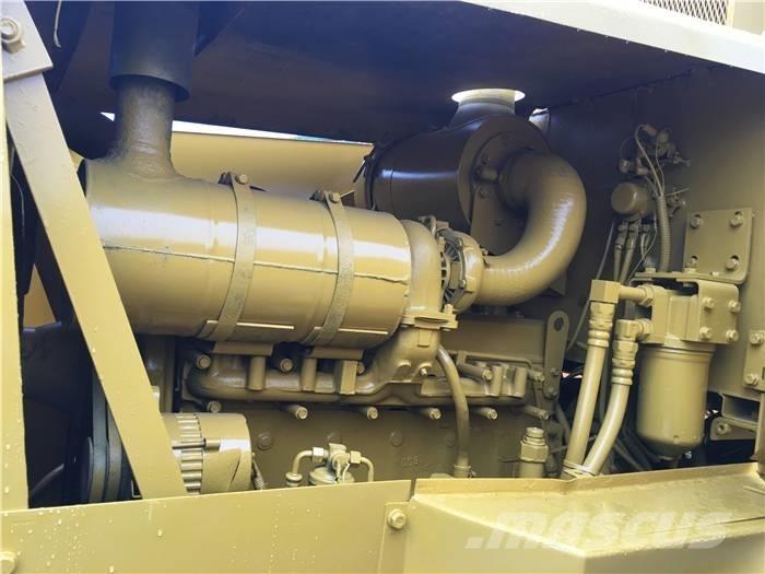 Komatsu GD 661 Greideriai