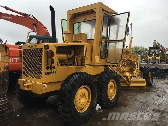 Komatsu GD 661 Greideriai