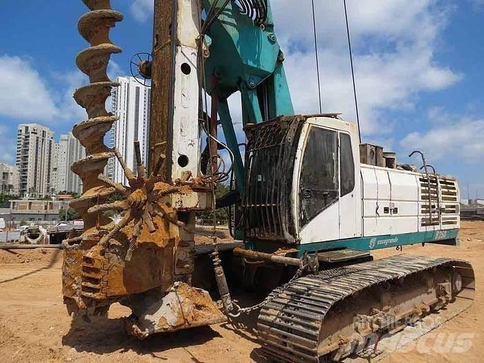 Casagrande B250 Žemės paviršiaus gręžimo technika