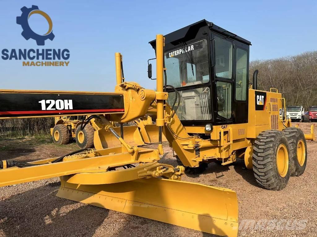 CAT 120H Greideriai