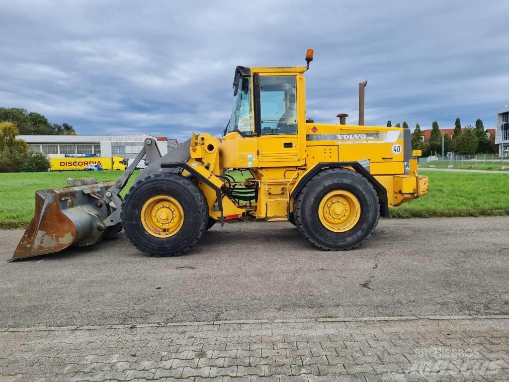 Volvo L70C Naudoti ratiniai krautuvai