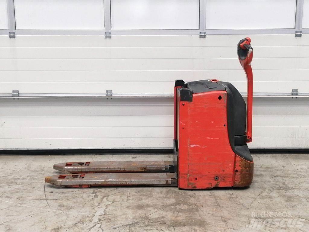 Linde T16L Mažų aukščių keltuvai