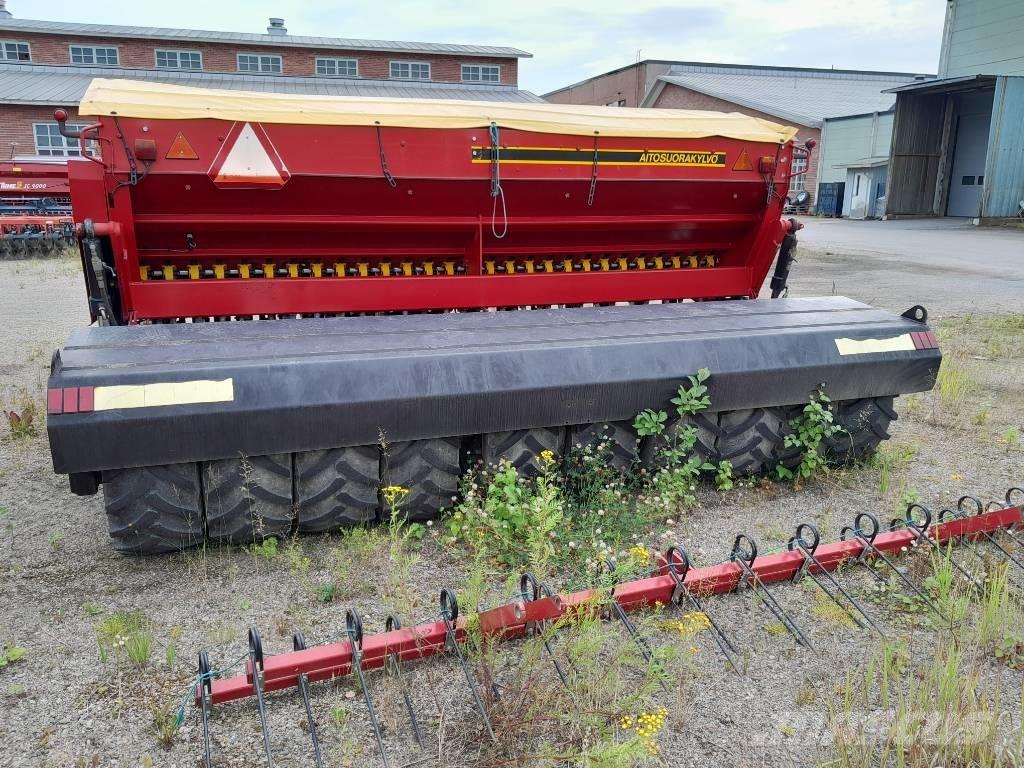 VM SK400 Sėjamieji kombainai