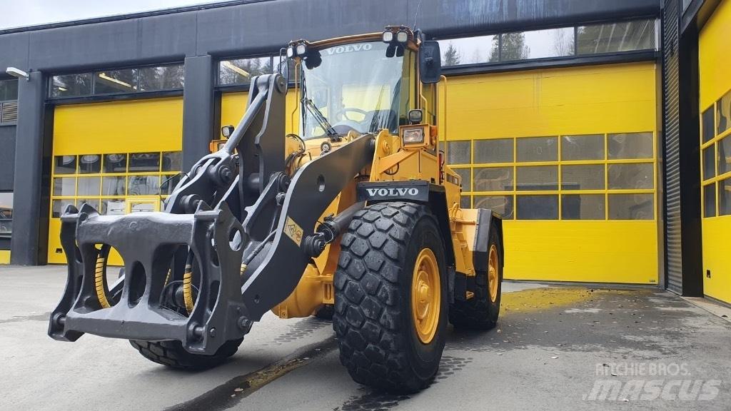 Volvo L 90 D Naudoti ratiniai krautuvai