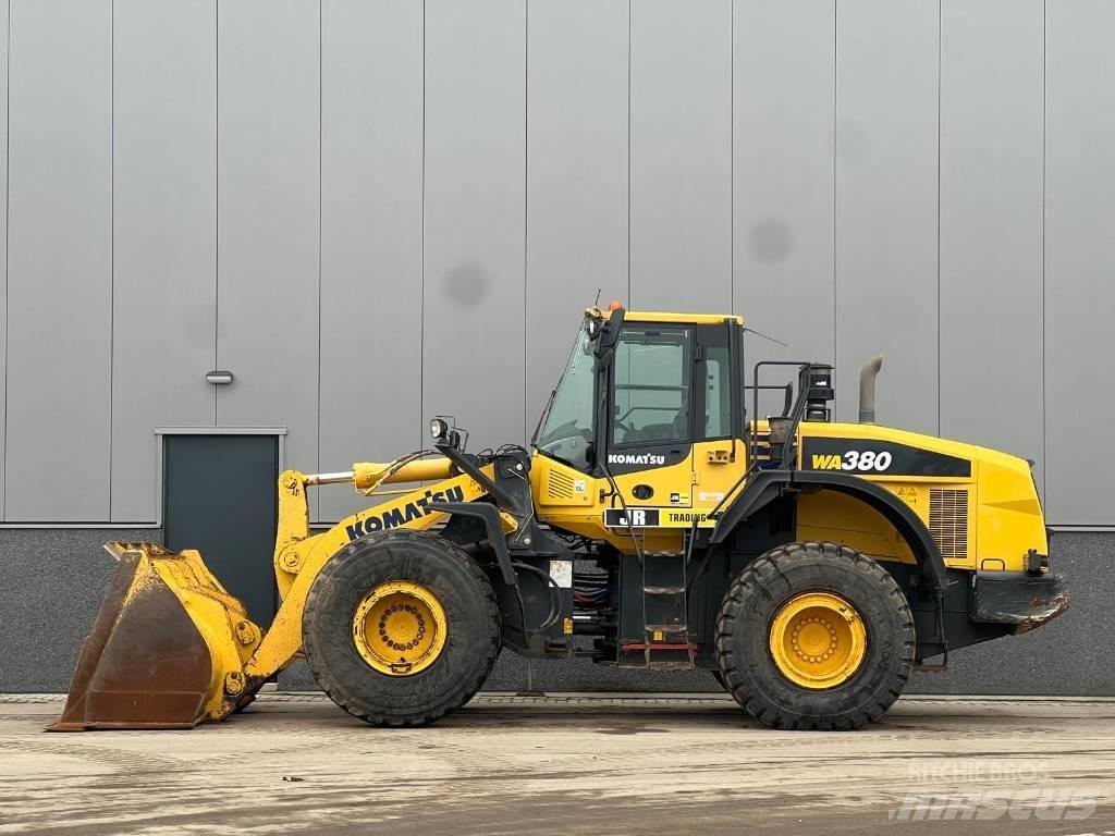 Komatsu WA 380-7 Naudoti ratiniai krautuvai