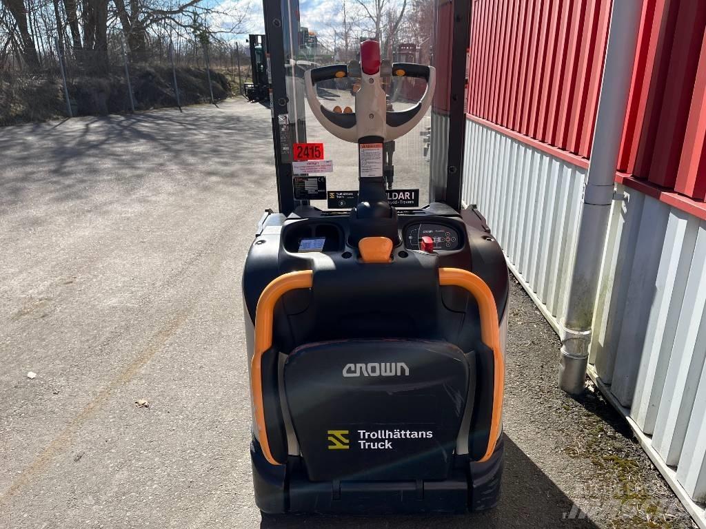 Crown ETi40001,2 Rankiniai vėžimėliai