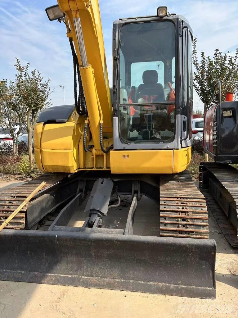 Komatsu PC78 Vikšriniai ekskavatoriai