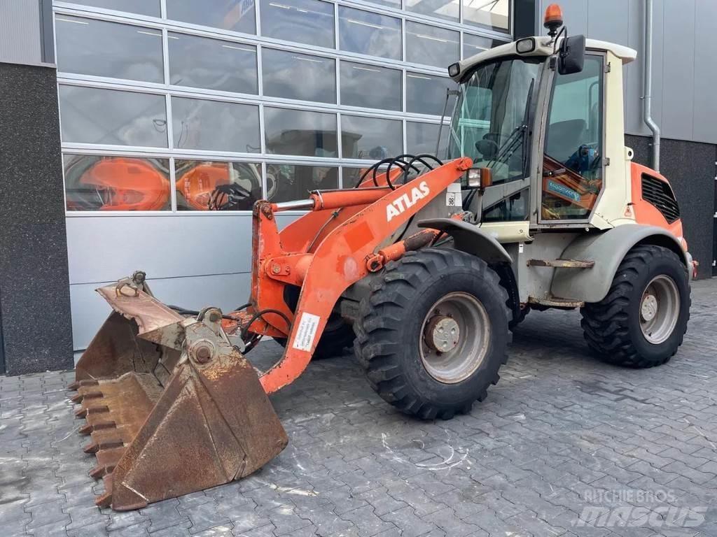 Atlas AR70 Naudoti ratiniai krautuvai