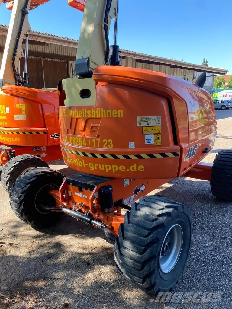 JLG 520 AJ Alkūniniai keltuvai