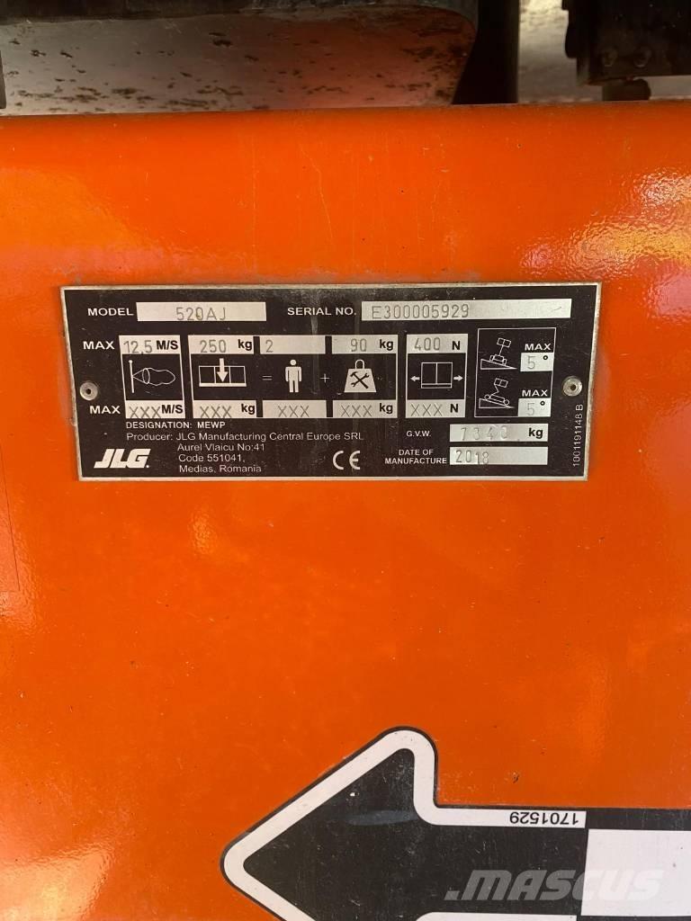 JLG 520 AJ Alkūniniai keltuvai