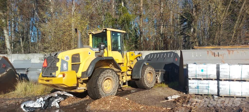 Volvo L 120 G Naudoti ratiniai krautuvai
