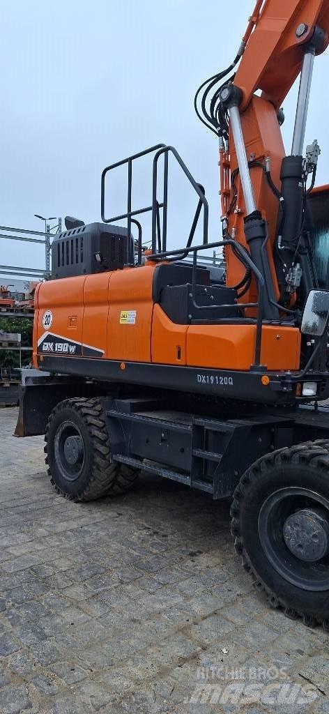 Doosan DX 190 W-7 Ratiniai ekskavatoriai