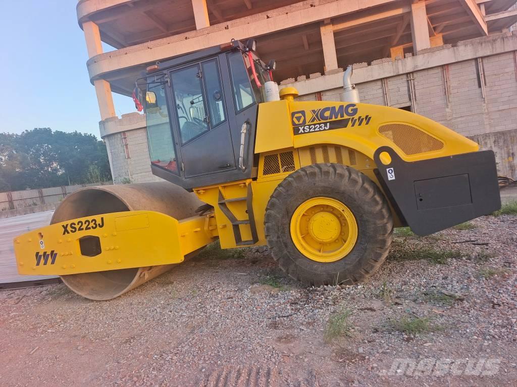 XCMG XS 223J Vieno būgno volai