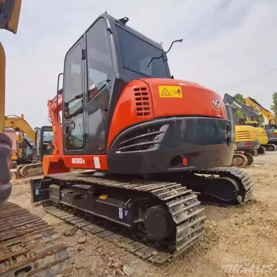 Kubota KX 085-5 Vidutinės galios ekskavatoriai 7-12 t