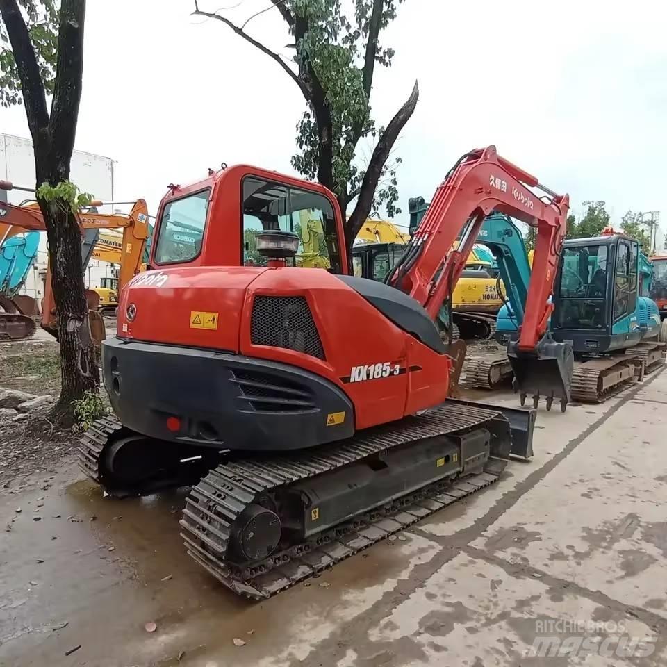 Kubota KX 085-5 Vidutinės galios ekskavatoriai 7-12 t