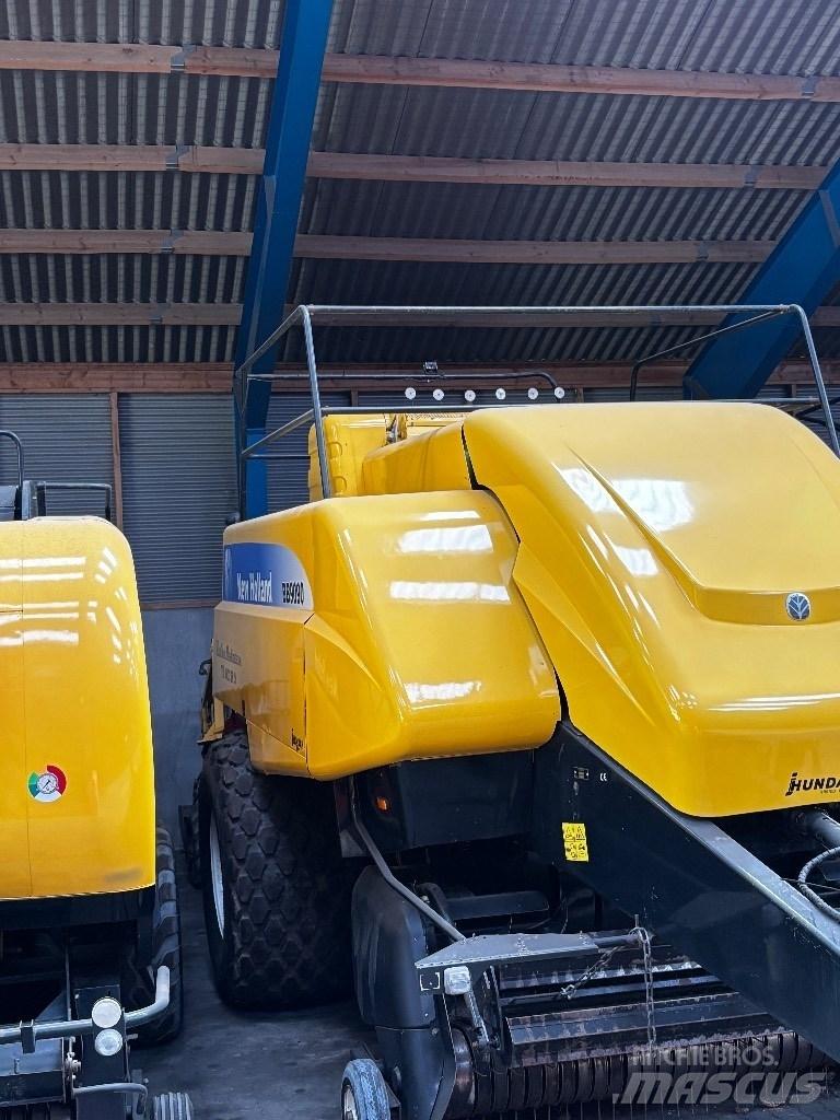 New Holland BB 9090 Stačiakampių ryšulių presai